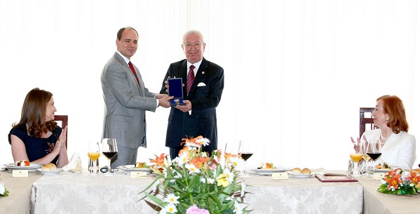Dr. Akkan Suver Was Awarded With the State Sign of Alba