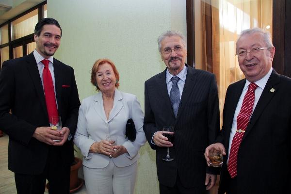 “Levant, Kültürel Diplomasi’nin Beşiği” adlı toplantıya katılan Dr. Akkan Suver bir konuşma yaptı