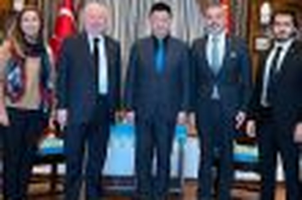 Visit to the Chinese Consul General