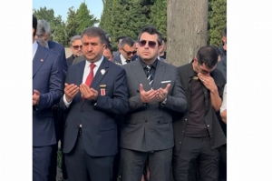 15 Temmuz Demokrasi ve Millî Birlik Günü münasebetiyle Edirnekapı Şehitliği'nde düzenlenen resmi Törenlere  Marmara Grubu Vakfı katıldı.