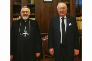 Massimiliano Palinuro'ya tebrik ziyareti
