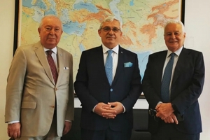 Büyükelçi İsmail Hakkı Musa'ya ziyaret