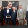 Avcılar Belediye Başkanı Çaykara Marmara Grubu Vakfını kabul etti