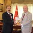 Bakü Büyükelçimiz Cahit Bağcı, Dr. Suver ve Okray’ı kabul etti 