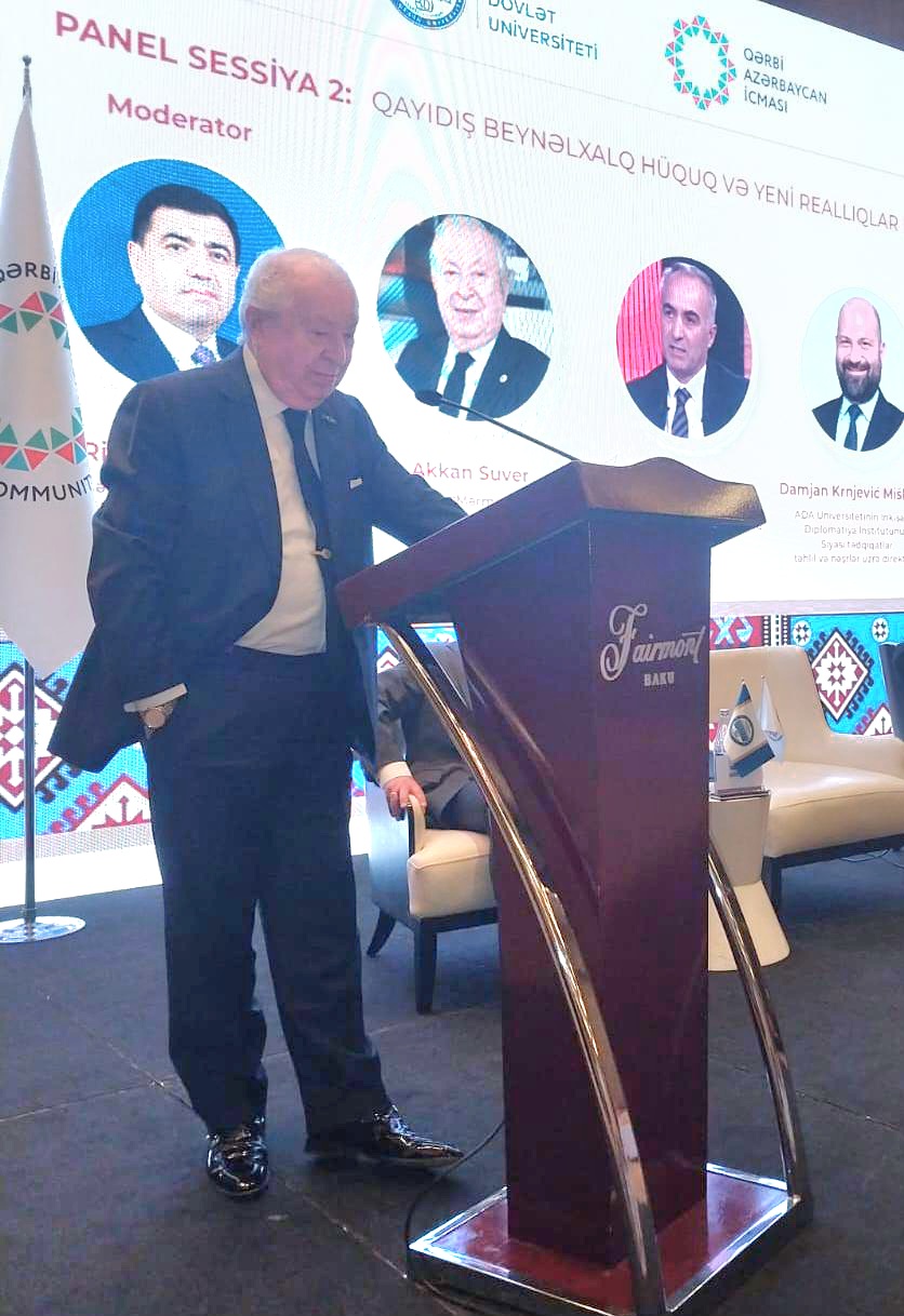 Dr. Akkan Suver, Garbi Azerbaycan toplantısında konuştu Dr. Akkan Suver, Garbi Azerbaycan toplantısında konuştu
