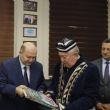Dr. Akkan Suver'e iki ayrı törenle çapan giydirildi