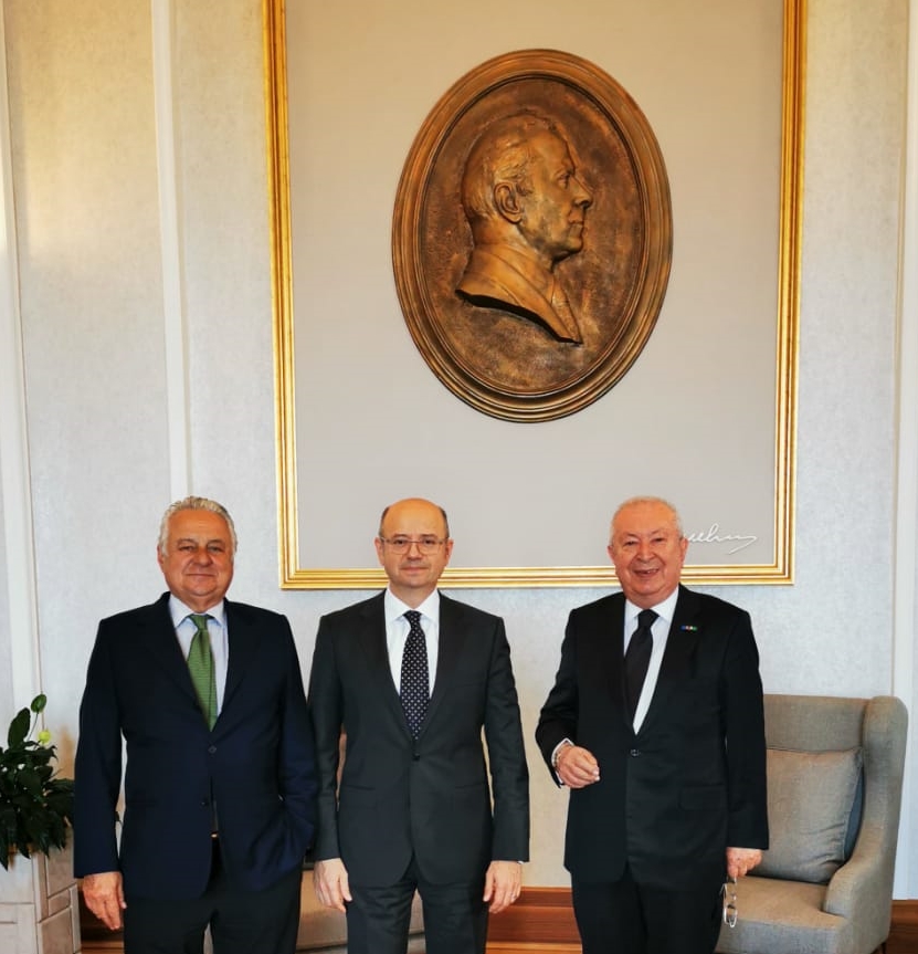 Dr. Akkan Suver ve Cafer Okray Azerbaycandaydı Dr. Akkan Suver ve Cafer Okray Azerbaycandaydı