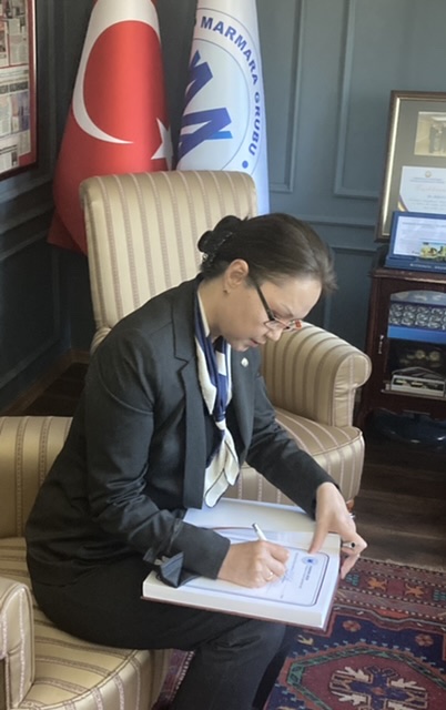 Lira Sıdıkova Dr. Suver’i Ziyaret Etti Lira Sıdıkova Dr. Suver’i Ziyaret Etti