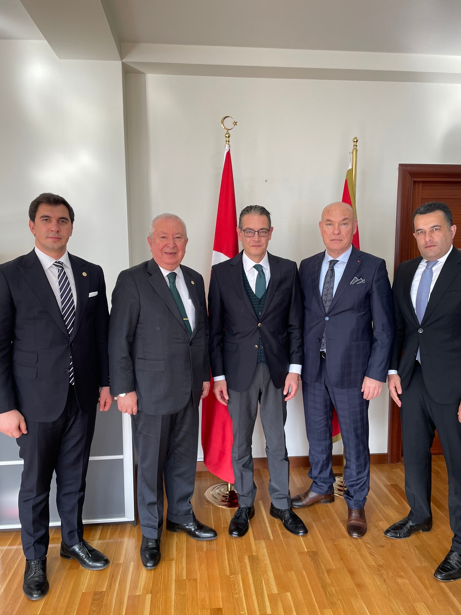 Türkiyenin Podgorica Büyükelçisi Marmara Grubu Vakfını 
